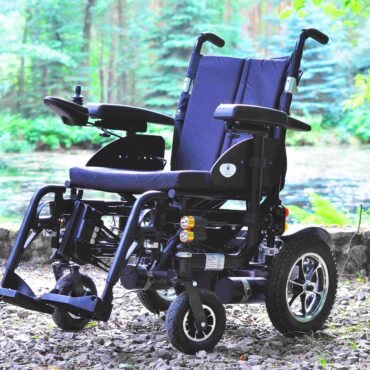 Wózek inwalidzki elektryczny terenowy Wisking 1032