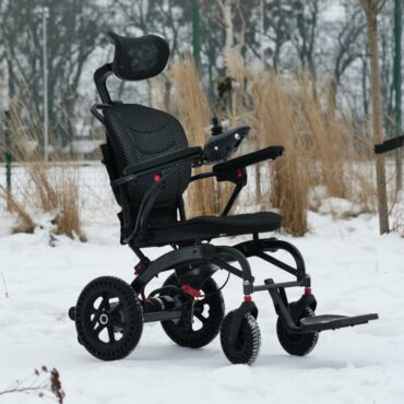 Wózek inwalidzki elektryczny HE702