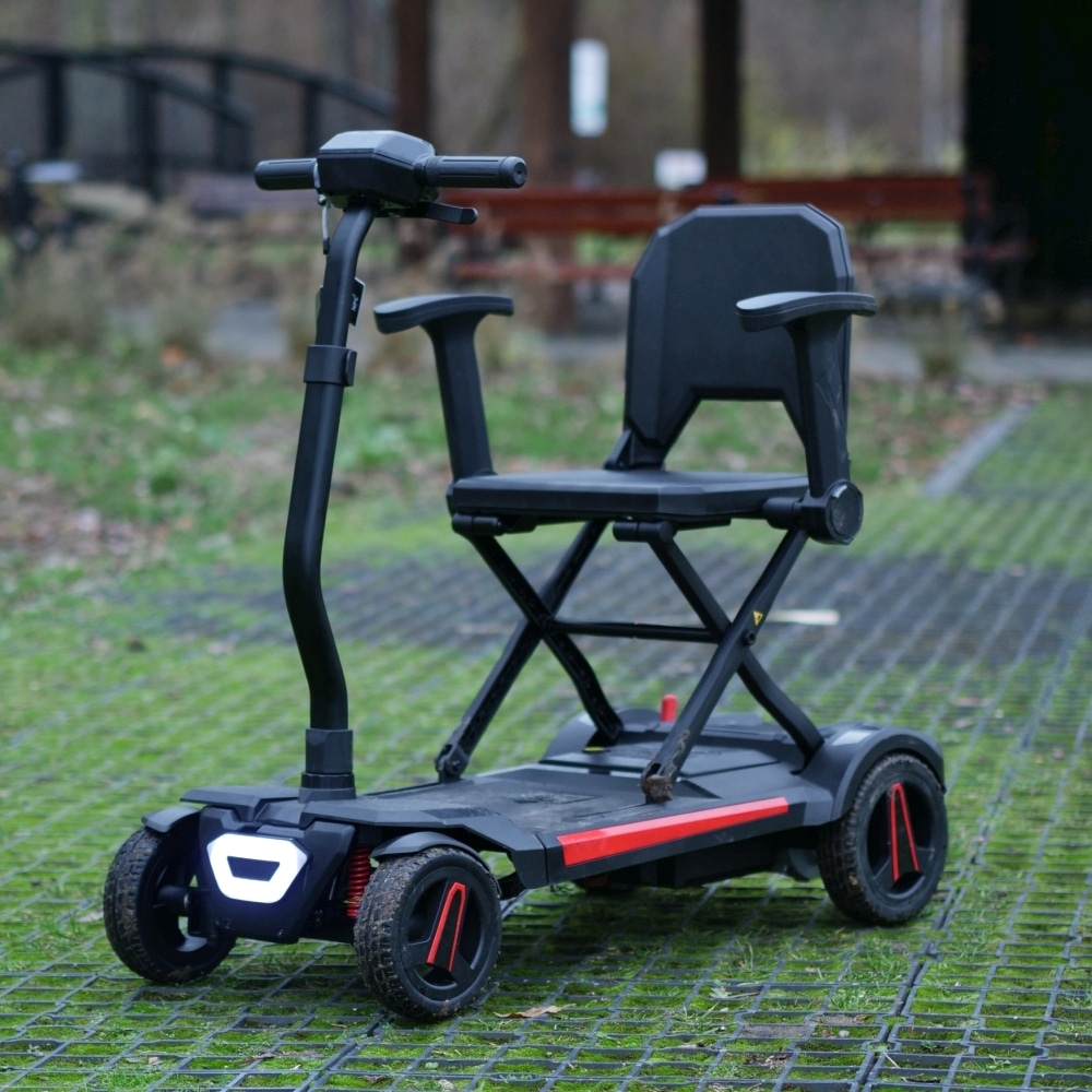 Skuter inwalidzki elektryczny N3473A EFOLD