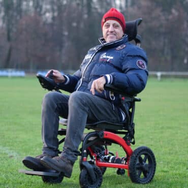 Wózek inwalidzki elektryczny HE704