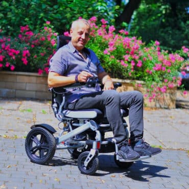 Wózek inwalidzki elektryczny Rhodos Recliner YE245CR