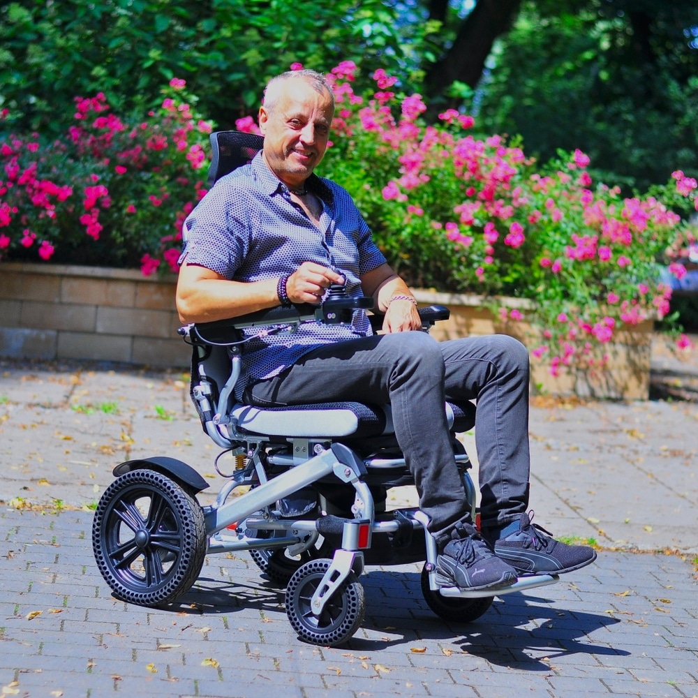 Wózek inwalidzki elektryczny Rhodos Recliner YE245CR