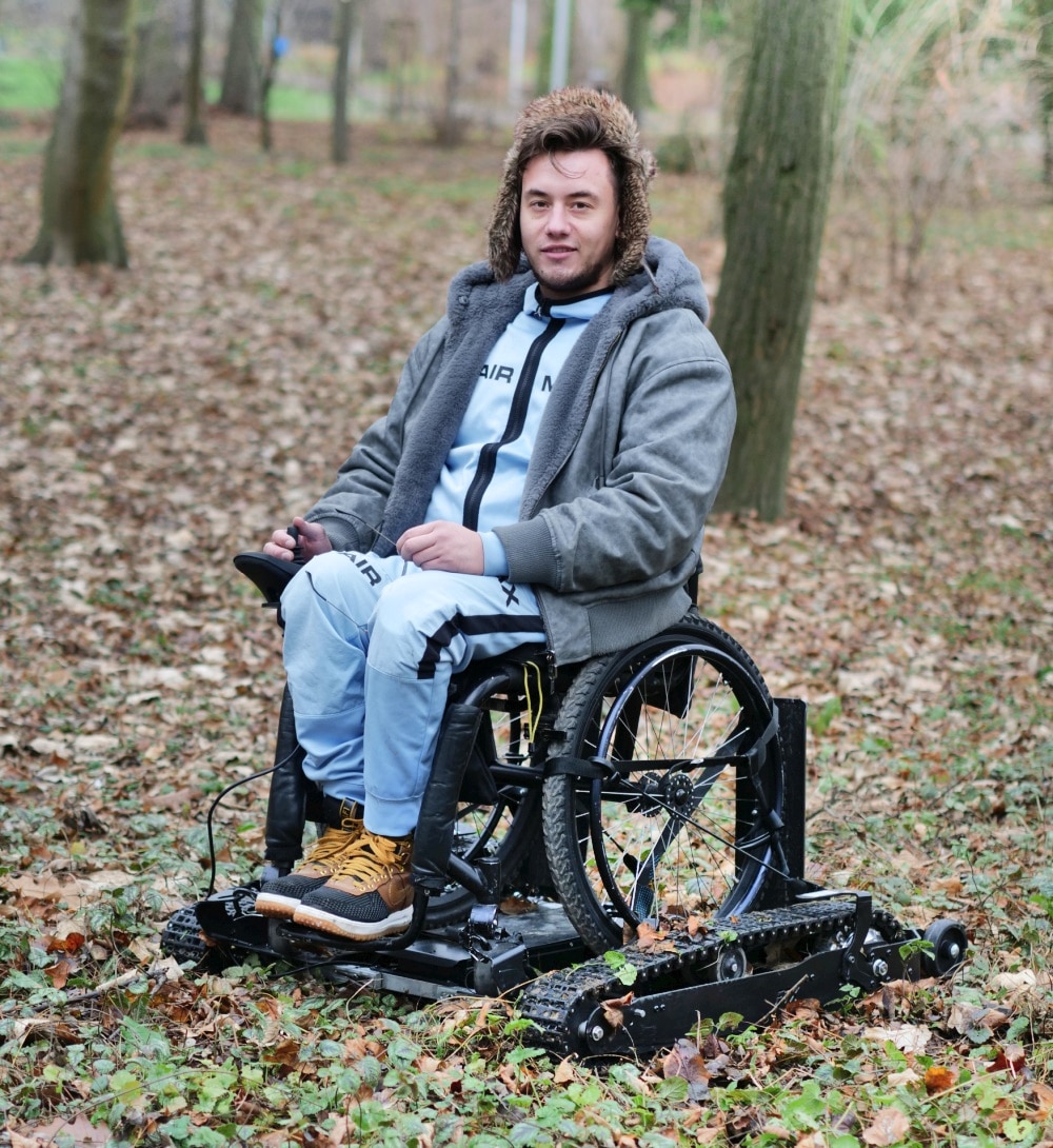 Wózek inwalidzki elektryczny TerraX P (platforma gąsienicowa) - obrazek 3