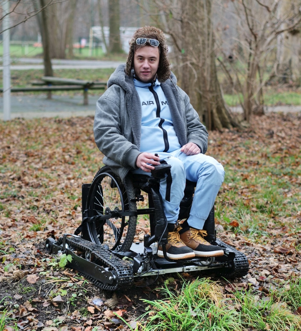 Wózek inwalidzki elektryczny TerraX P (platforma gąsienicowa) - obrazek 4